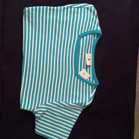 Westbound Top - Picture 3 of 4